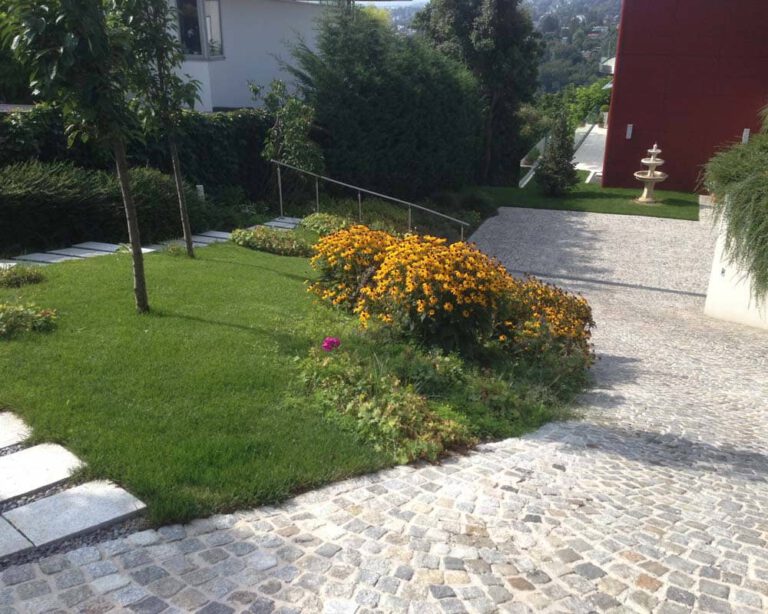 Granit Herbstlaub - Kleinstein Zufahrt