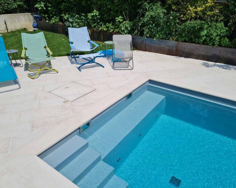 Kalkstein - Trieste Poolumrandung